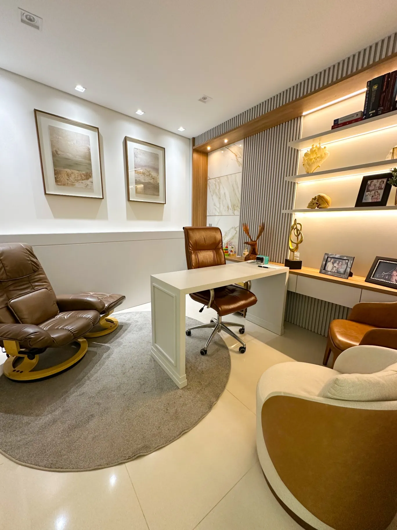 Sala de atendimento do Dr. Amilton Silva Jr.